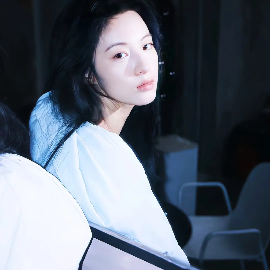 不该凋谢的玫瑰
